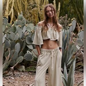 Cream Relaxed Crop Top